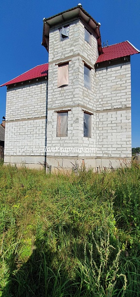 Недостроенный дом с земельным участком в пгт Старая Торопа №836